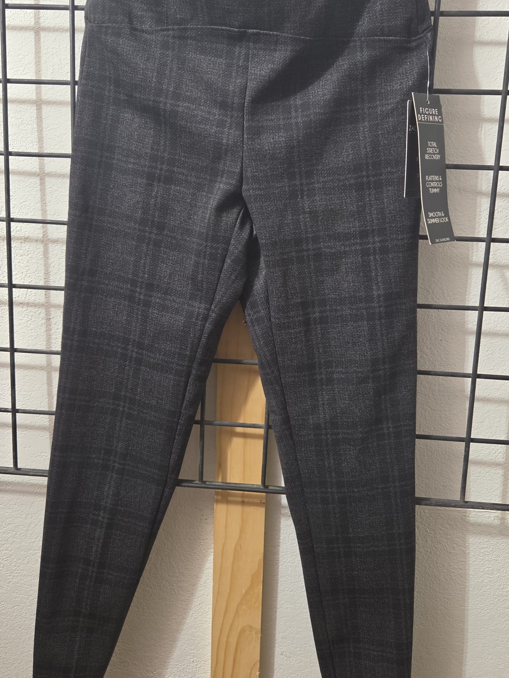 Zac & Rachel Women's Black Plaid Dress Pants